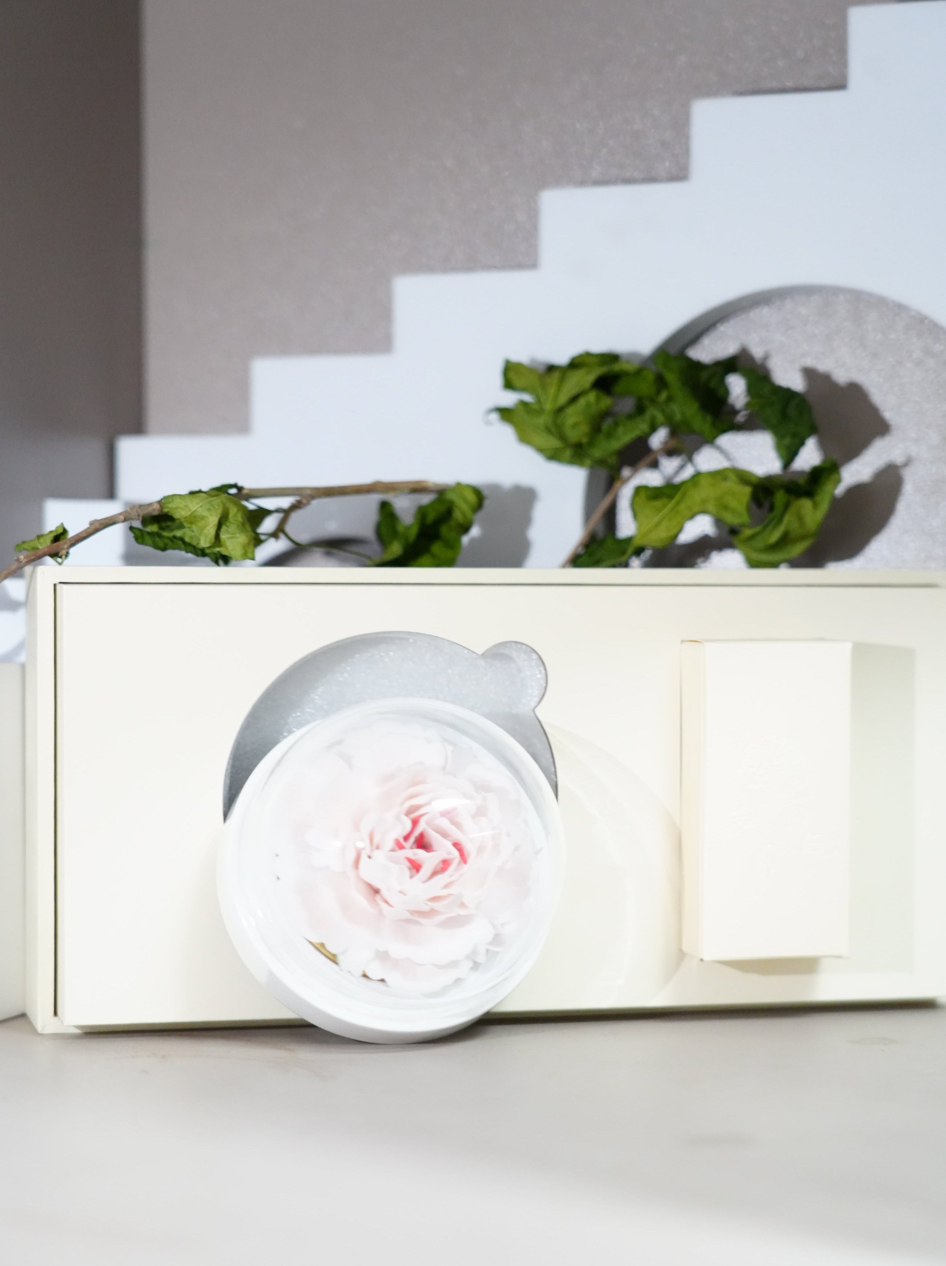 Fragrance-Diffusing Ceramic Flower
